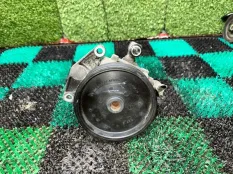 Насос ГУР Mercedes C A0044667901 W203
