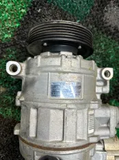 Компрессор кондиционера Volkswagen CADDY GOLF TOURAN 2004-2008 1K0820803L