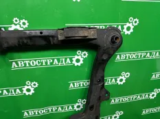 Подрамник Toyota Highlander 2007-2013 511000E030 U40, передний
