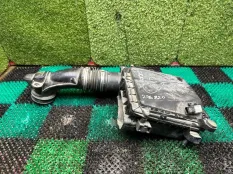 Корпус воздушного фильтра Mercedes CLS A2760903801 C218