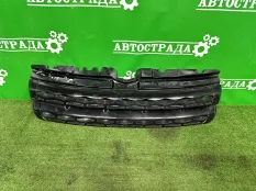Решетка радиатора Land Rover Evoque 2013-2018 LR026551