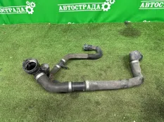 Патрубок системы охлаждения Land Rover Evoque 2011-2018 GJ328260AA