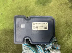 Блок ABS Mercedes GL 2012-2019 A1669013400 X166