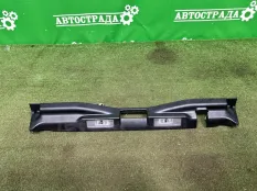 Накладка двери багажника Lexus LX 2015-2022 7680960050