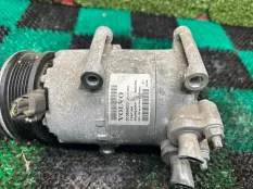 Компрессор кондиционера Volvo 31369800