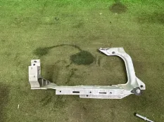 Крепление фары Jaguar XE 2015-2021 T4N3262 X760, левое