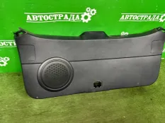 Обшивка двери багажника Lexus NX 2014-2021 6775078010C0