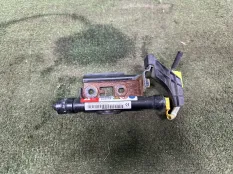 Пиропатрон капота Lexus is 2013-2020 5347053020, левый