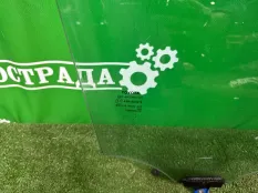 Стекло двери Toyota Highlander 2013-2019 681010E060 U50, переднее правое