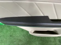 Обшивка боковой двери Mercedes GL 2012-2015 A1661 X166, задняя левая