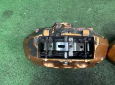 Суппорта Land Rover Range Rover 2002-2021 LR138723, передняя