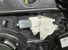Стеклоподъемник Mercedes GL 2012-2019 A1667200279 X166, передний правый