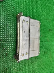 Блок управления двигателем Toyota 2000-2003 8966150590 3UZ FE