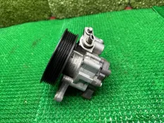 Насос ГУР Mercedes C A0064663601 W204