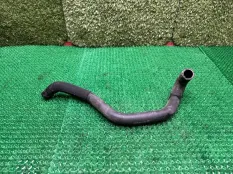 Патрубок системы охлаждения Mercedes A2465010358