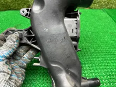 Патрубок впускного коллектора Lexus LS500 2018-2025 1731270020 V35A-FTS