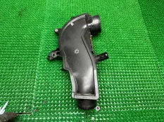 Патрубок впускного коллектора Lexus LS500 2018-2025 1731170020 V35A-FTS