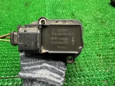 Катушка зажигания Mercedes 2007-2015 A0001502580 271.860