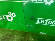 Стекло двери Ford Mondeo 2013-2022 DS7Z5421410A, переднее правое