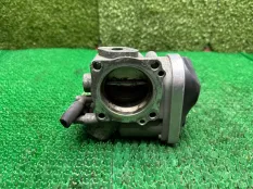 Дроссельная заслонка Volkswagen GOLF 2001-2006 06A133062N