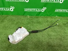 Замок боковой двери Toyota Sienta 2015-2022 6930052081, задний левый
