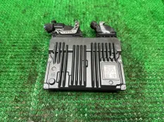 Блок управления двигателем Toyota Harrier 896614D100 M20A FKS