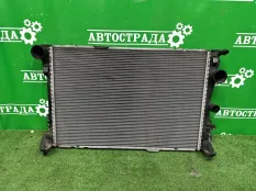 Радиатор двигателя Mercedes C A0095002703 W204