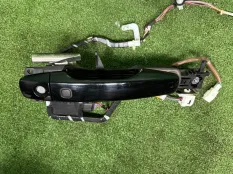 Ручка двери внешняя Toyota Land Cruiser 200 2007-2014 6921060100B1, передняя правая