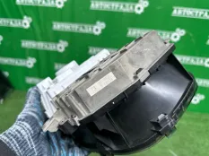 Панель приборов Lexus IS 2013-2019 8380053G02