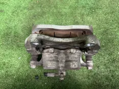 Суппорт Mitsubishi Outlander 2021-2025 4605C311, передний правый
