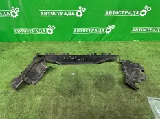 Накладка на рамку радиатора Mercedes A2125054630