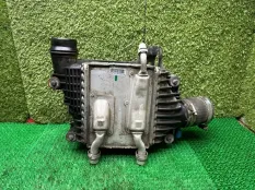 Интеркулер Jaguar F Pace T2H32177 204DTD