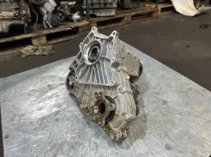 Раздаточная коробка Jaguar F Pace 2016-2020 LR095156