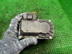 Дроссельная заслонка Land Rover Range Rover LR009777 448PN