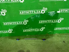 Стекло двери Toyota Crown 2017-2022 6810230870 S220, переднее левое