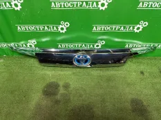 Накладка крышки багажника Toyota Alphard 2015-2023 7680158220