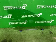 Стекло двери Toyota Crown 2017-2022 6810130870 S220, переднее правое