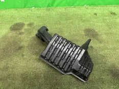 Резонатор воздушного фильтра Toyota Crown 2017-2022 1789325050 S220