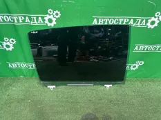 Стекло двери Toyota Crown 2017-2022 6810330760 S220, заднее правое