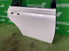 Дверь Toyota Crown 2017-2022 6700330680 S220, задняя правая