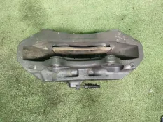 Суппорта Land Rover Range Rover 2002-2021 LR138723, передняя