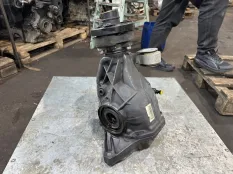 Редуктор Mercedes C A2073500314 W204, задний