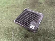 Блок управления двигателем Lexus IS350 2015-2020 8966153V21