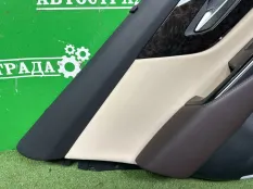 Обшивка боковой двери Toyota Crown 2017-2022 6764030S80C5 S220, задняя левая