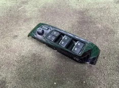 Блок управления стеклоподъемниками Toyota Alphard 2015-2023 840400E050
