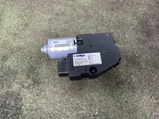 Мотор люка Mercedes S 2005-2013 A2218204742 W221