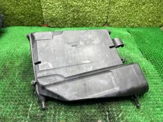 Корпус воздушного фильтра Mercedes A6420902001