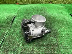 Дроссельная заслонка Toyota 2203025020