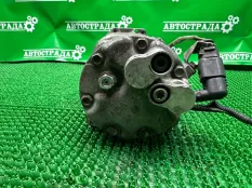 Компрессор кондиционера Volkswagen 7H0820803D
