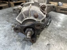 Редуктор Hyundai Santa Fe 2005-2010 5300039300, задний
